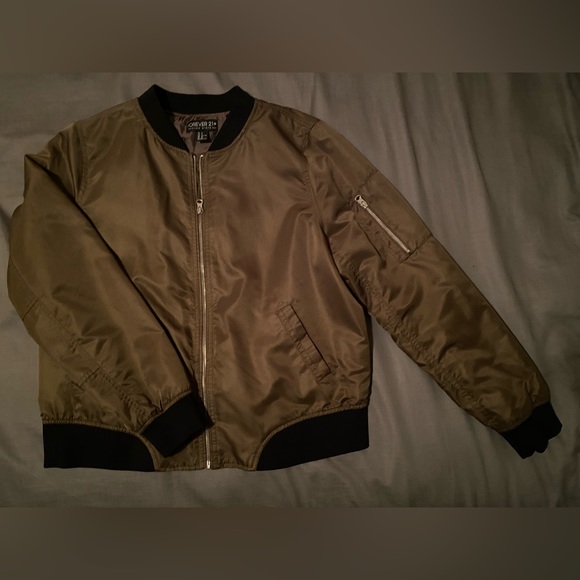 Bomber Jacket - Picture 1 of 4